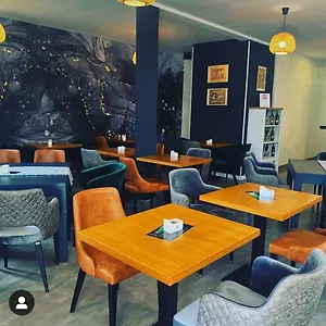 White Отель типа 